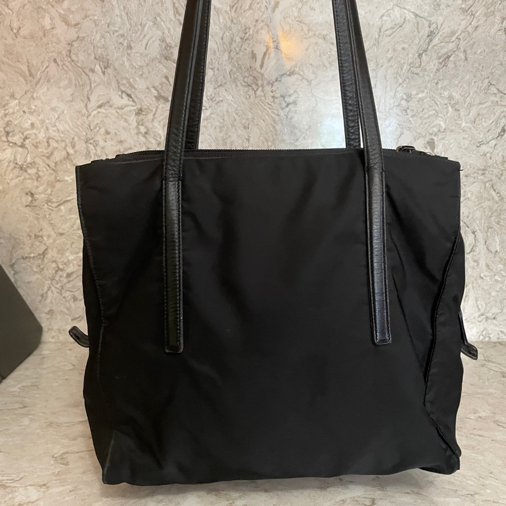 SOLD Prada Multi Pocket Tessuto Nylon Shoulder Bag - Picture 4 of 12
